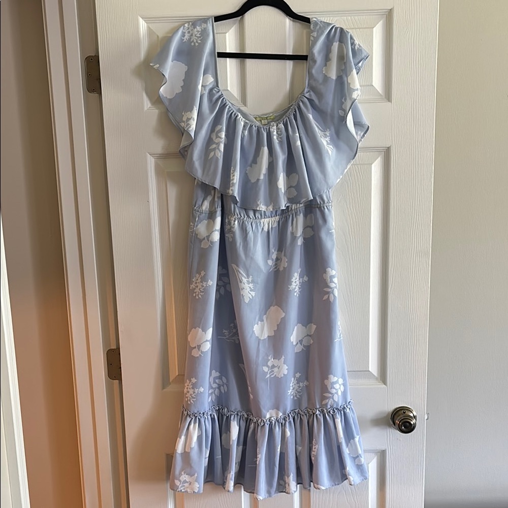 Gianni Bini Light Blue Dress with White Accents